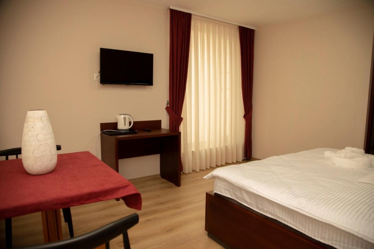 Hotel Oferta Prizren Eksteriør billede