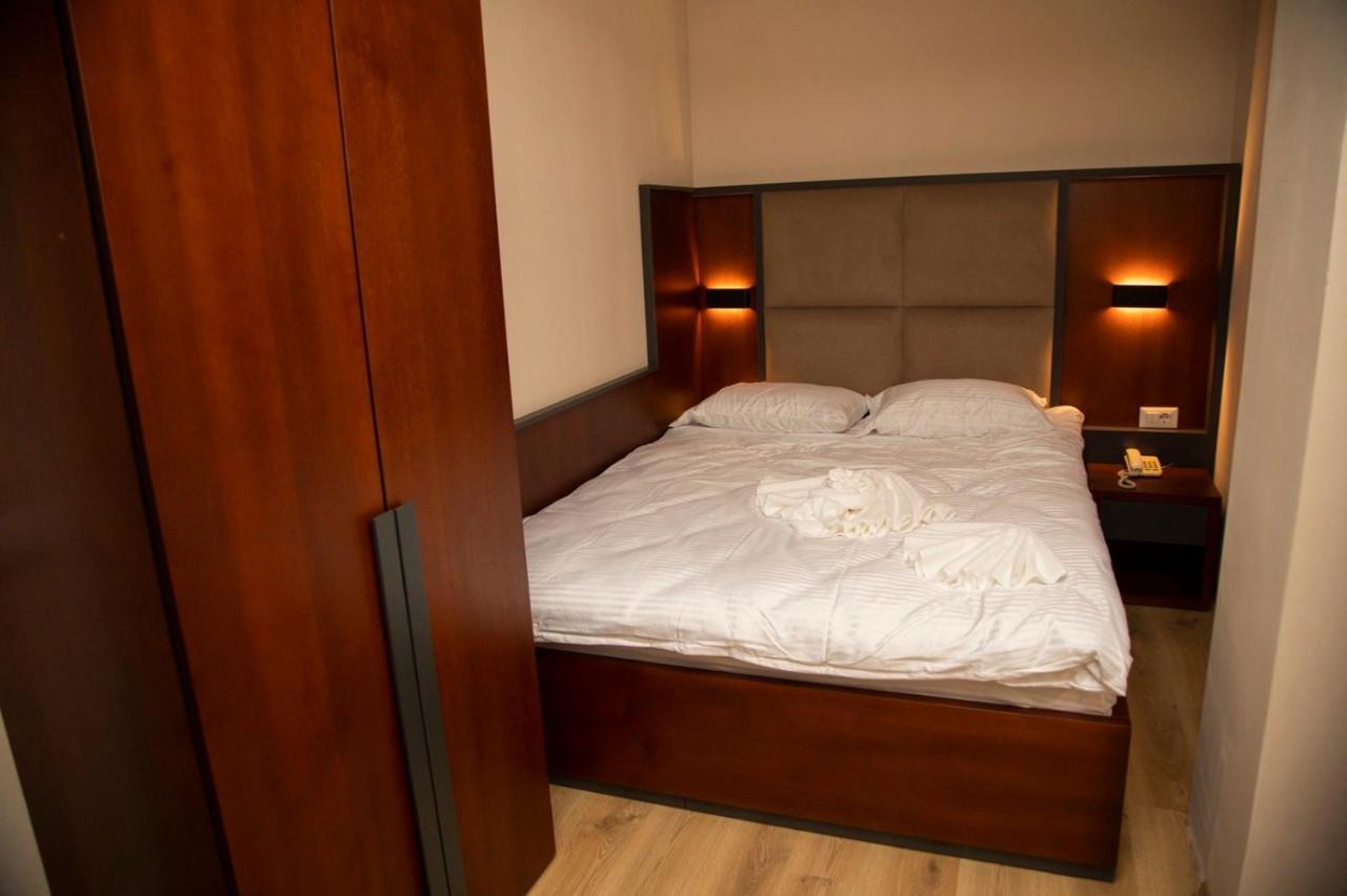Hotel Oferta Prizren Eksteriør billede