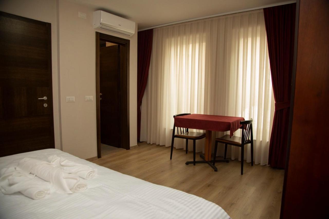 Hotel Oferta Prizren Eksteriør billede